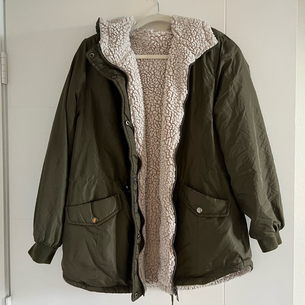 Woman’s jacket size L
